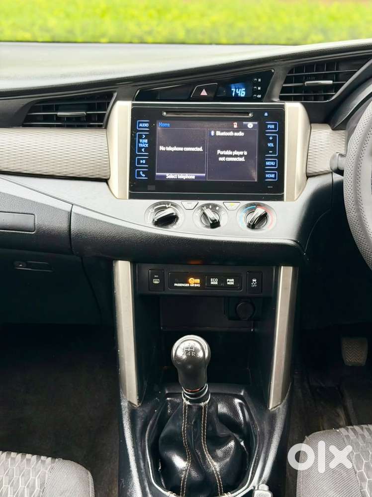Toyota Innova Crysta 2.7 Gx Mt 8s, 2020, Diesel