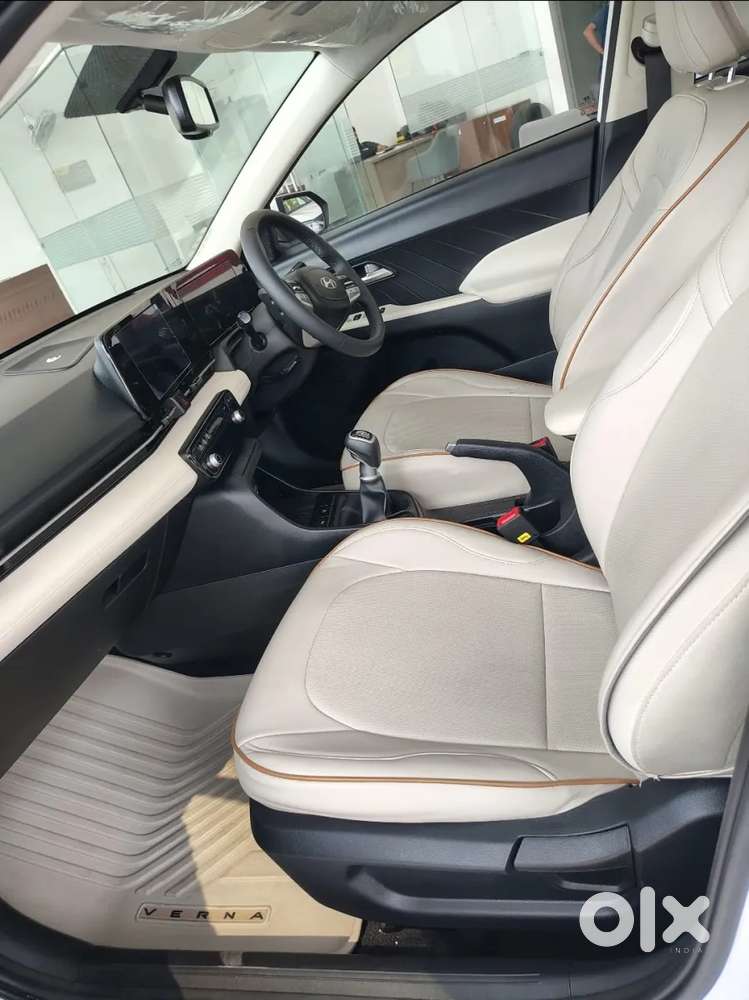Hyundai Verna 1.5 Sx Petrol Mt, 2023, Petrol