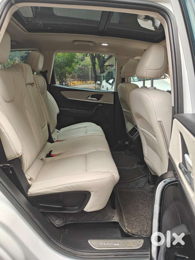 Mahindra Xuv700, 2023, Diesel