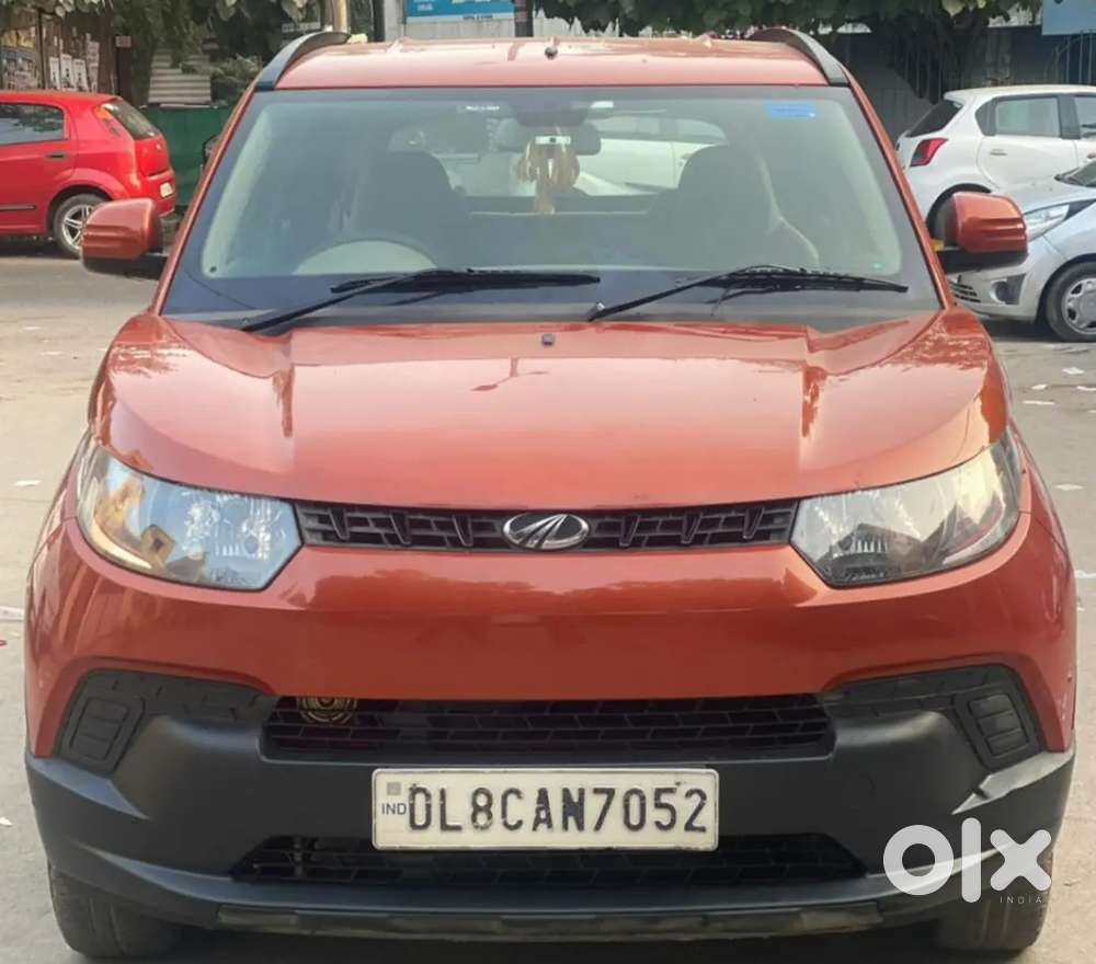 Mahindra
Kuv 100
2017