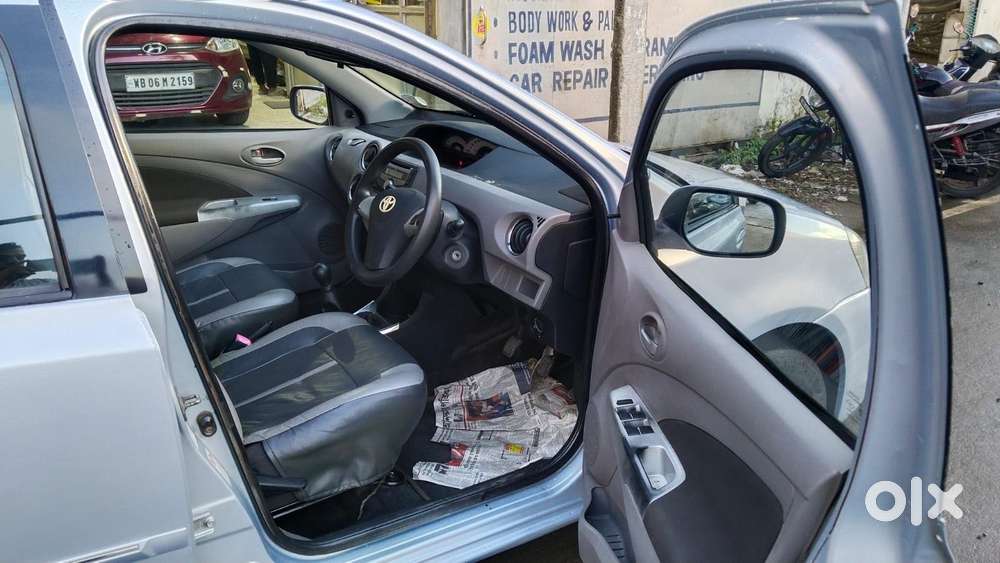 Toyota Etios 2010-2012 V, 2011, Petrol