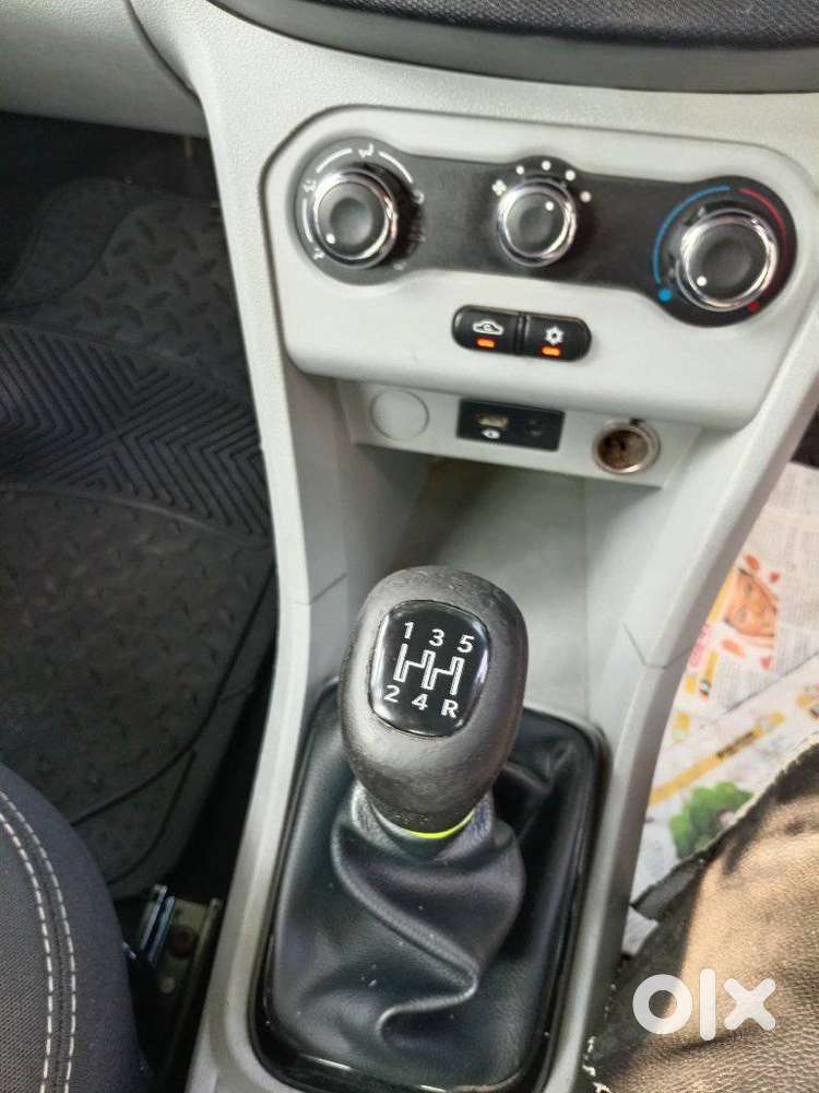 Tata Tiago 1.05 Revotorq Xt Option, 2022, Petrol