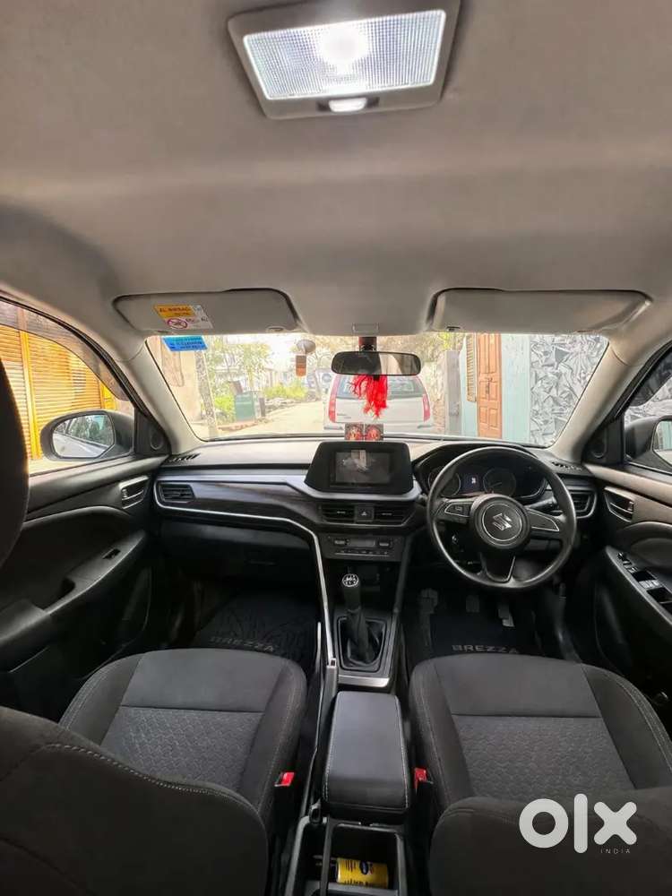 Maruti Brezza 1.5 Vxi 2024