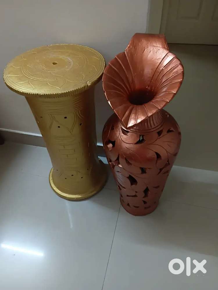 1 year old mud pot, tile pot