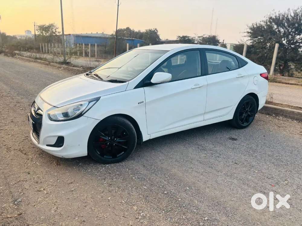 Hyundai Verna Diesel Manual 2012 Car