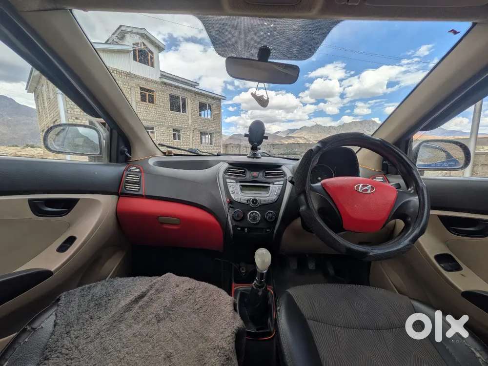 Hyundai Eon Magna 2012