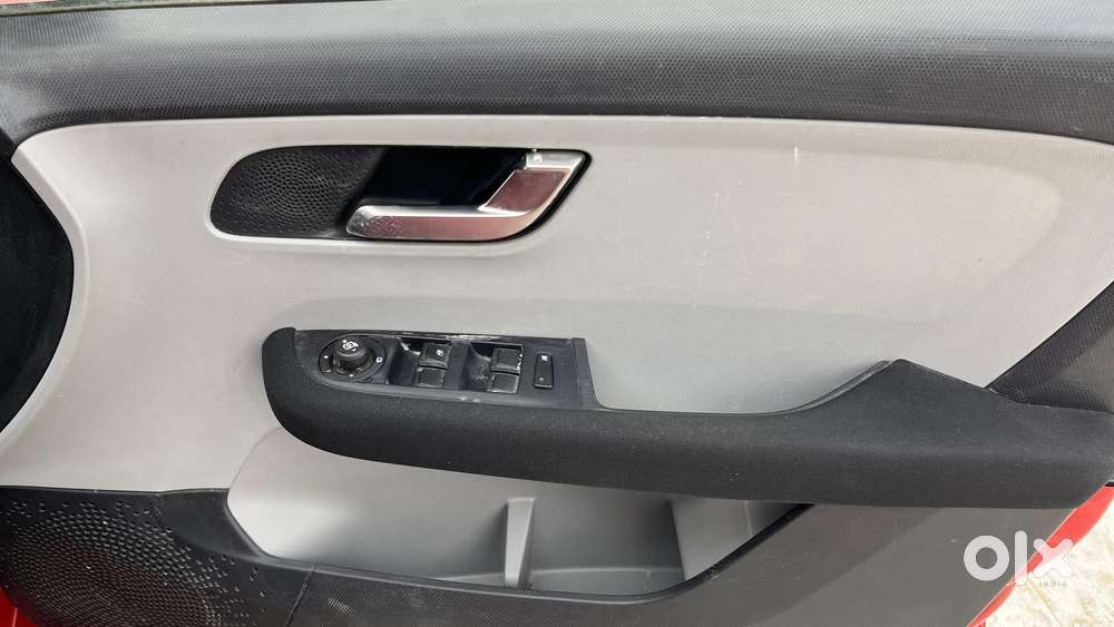 Tata Altroz Xz, 2020, Petrol