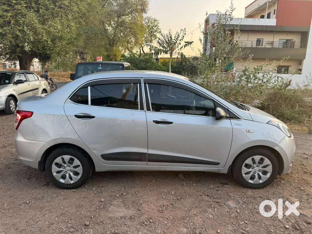 Hyundai Xcent 2017 Diesel Well Maintained