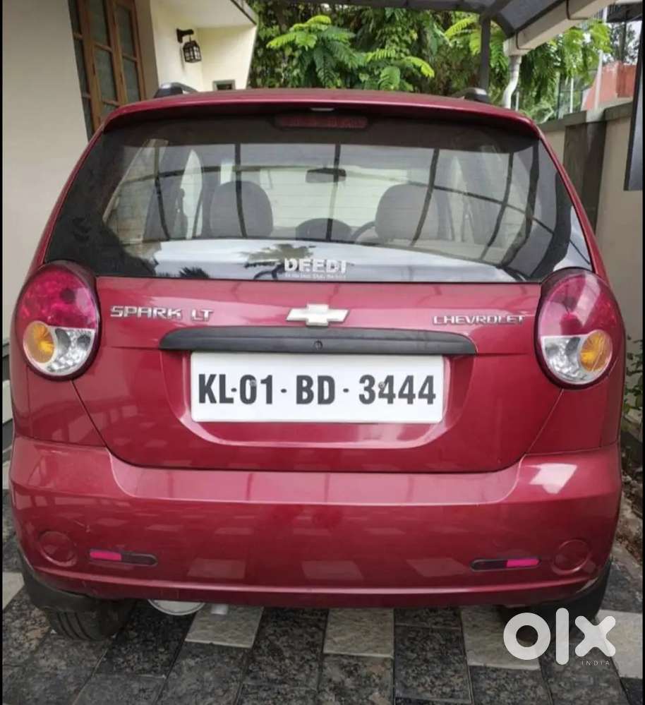 Chevrolet Spark 2011 Petrol Well Maintained