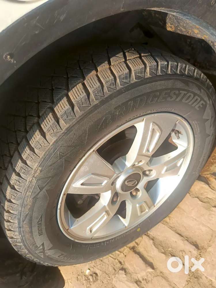 Mahindra Xuv500 2012 Diesel 73000 Km Driven Good Condition