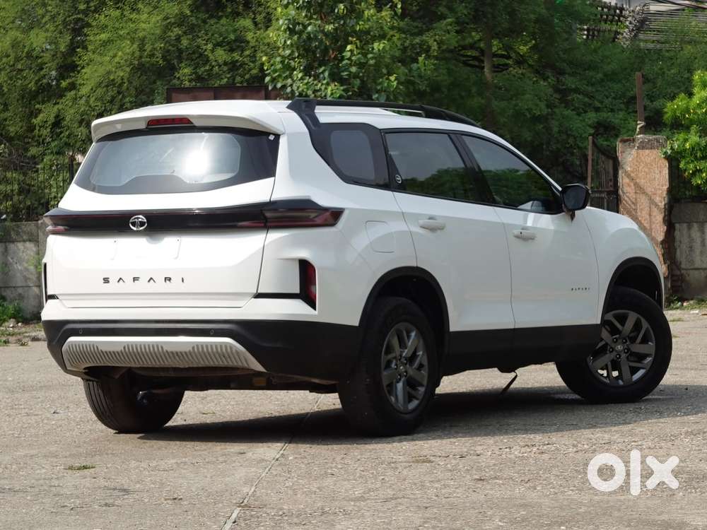 Tata Safari Smart (o), 2024, Diesel
