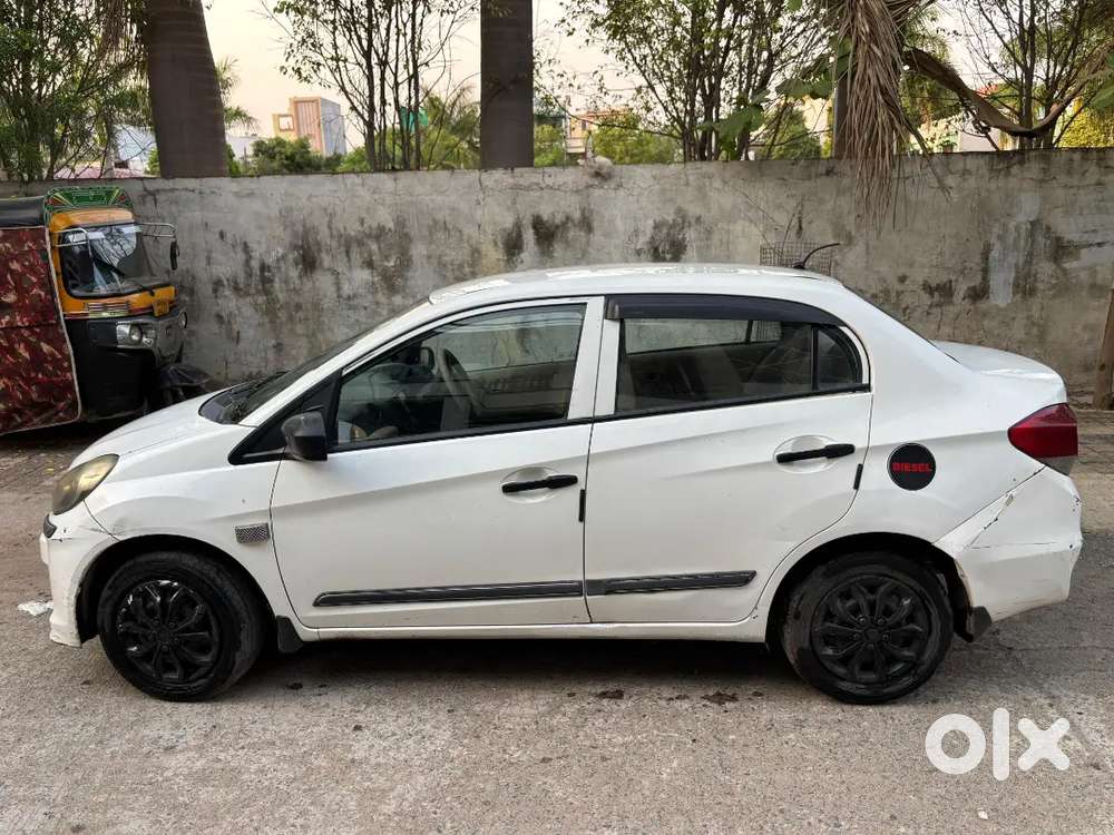 Honda Amaze 2016 Diesel Well Maintained