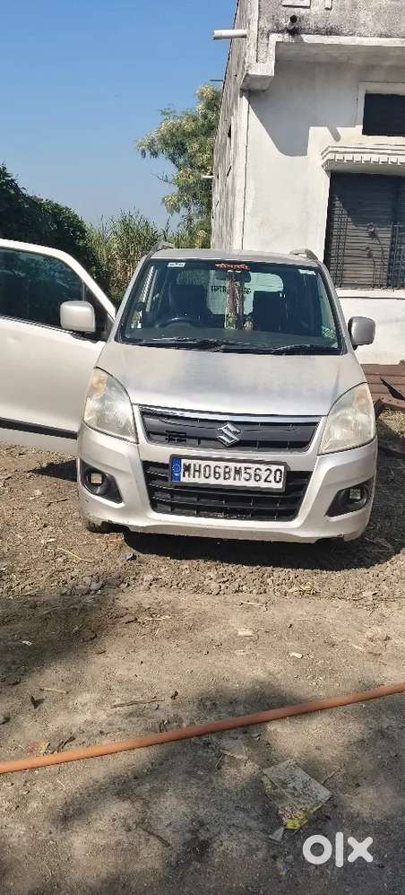 गुड कंडीशन सीएनजी वैगनआर गाडीत कोणतेही काम नाही टायर 80%आहेत