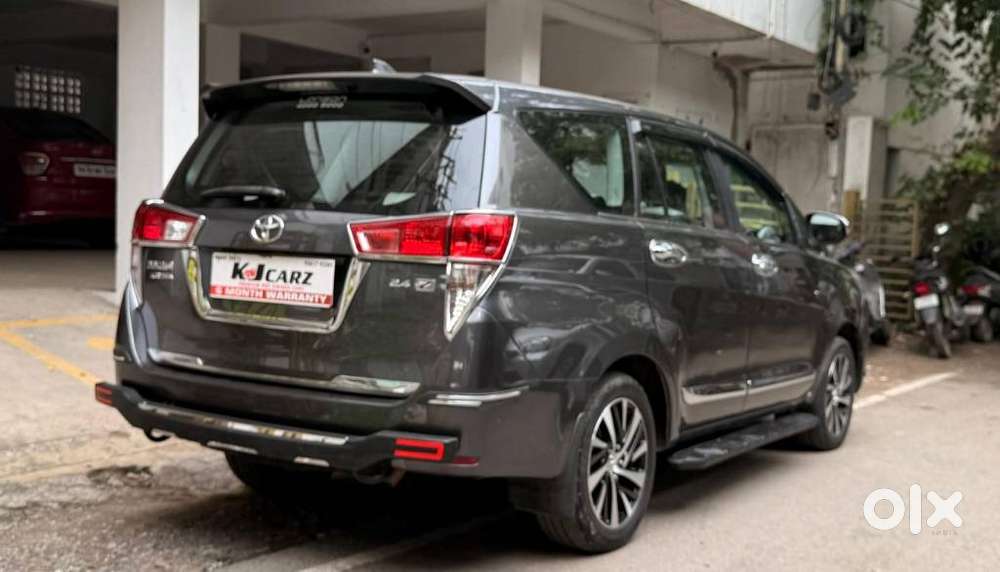 Toyota Innova Crysta 2.4 Z 7 Str, 2022, Diesel