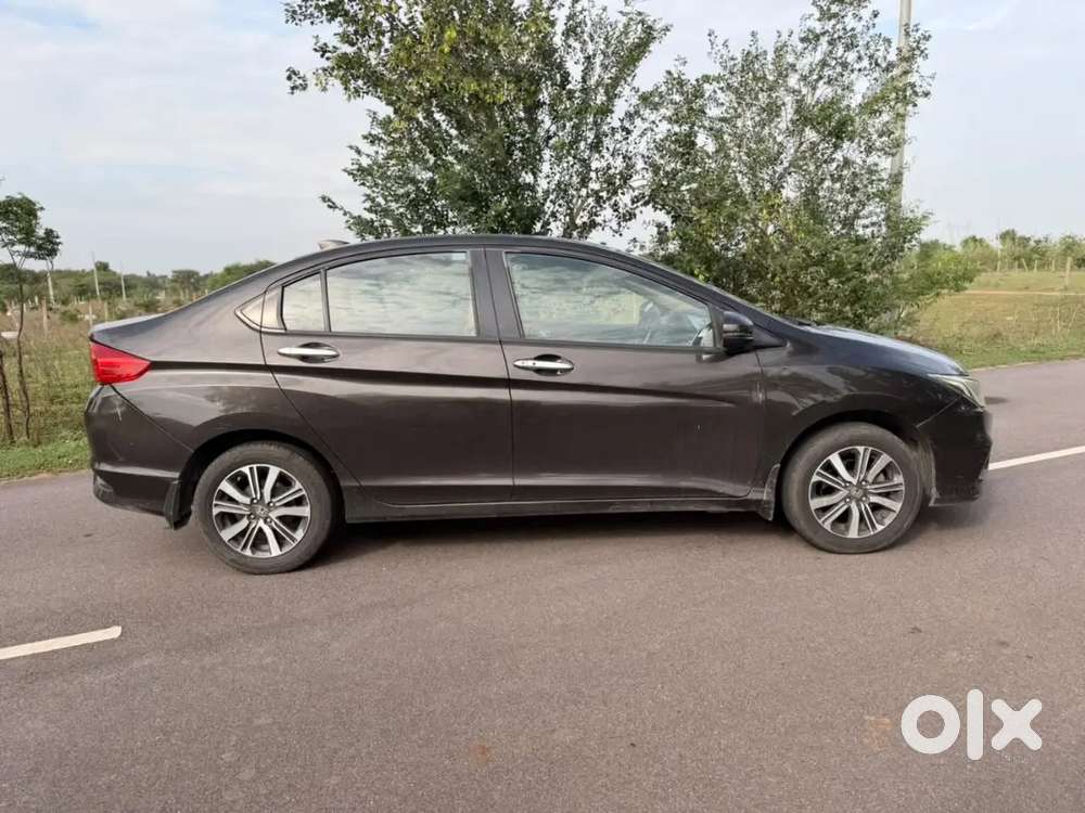 Honda City 1.5 V 2018