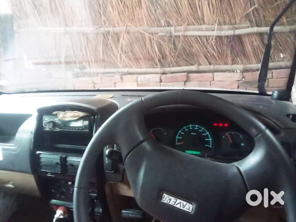 Chevrolet Tavera Neo 2015