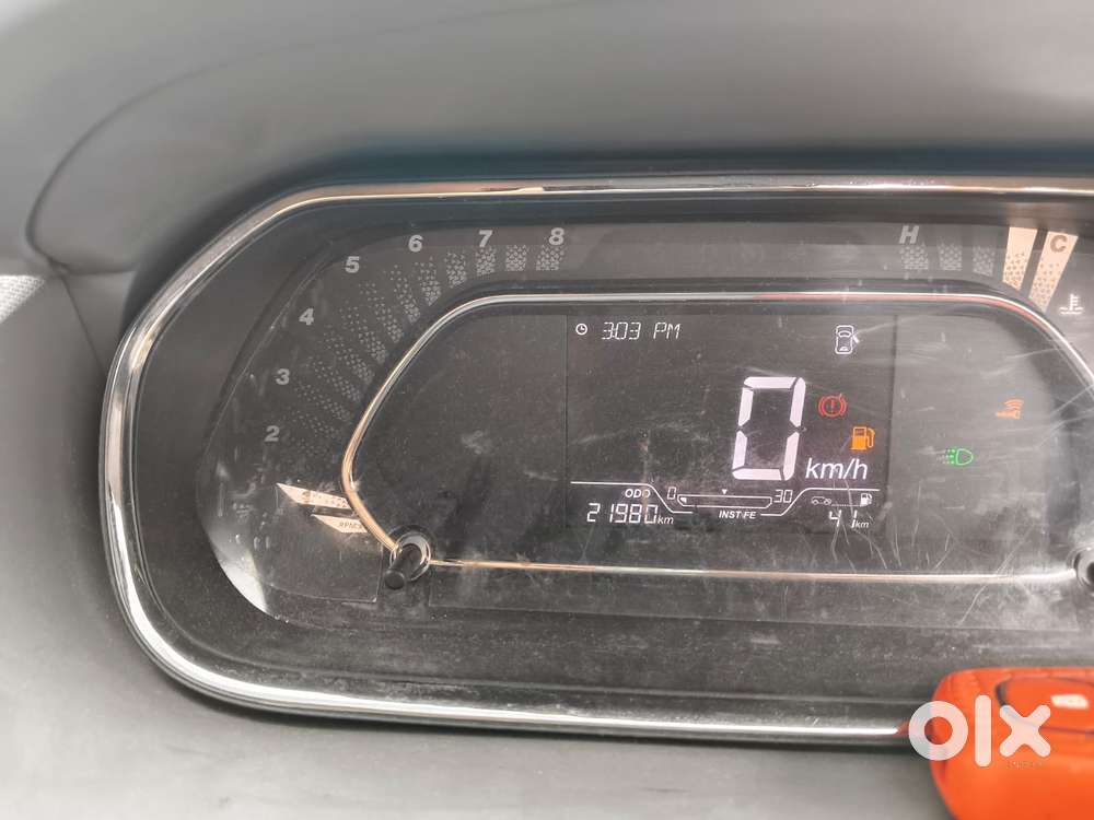 Tata Punch Creative Flagship Dual Tone Mt, 2022, Petrol