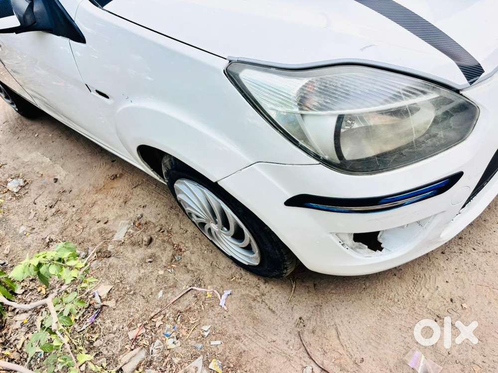 Ford Figo Petrol 2012