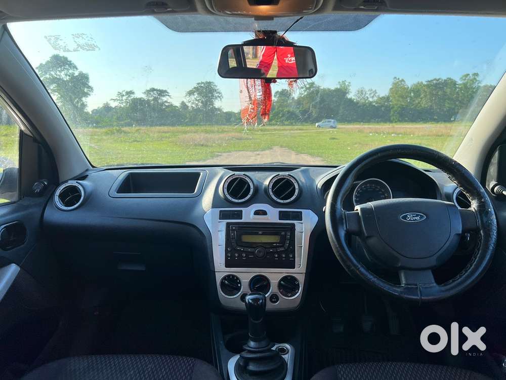 Ford Figo 2012 Diesel 115000 Km Driven