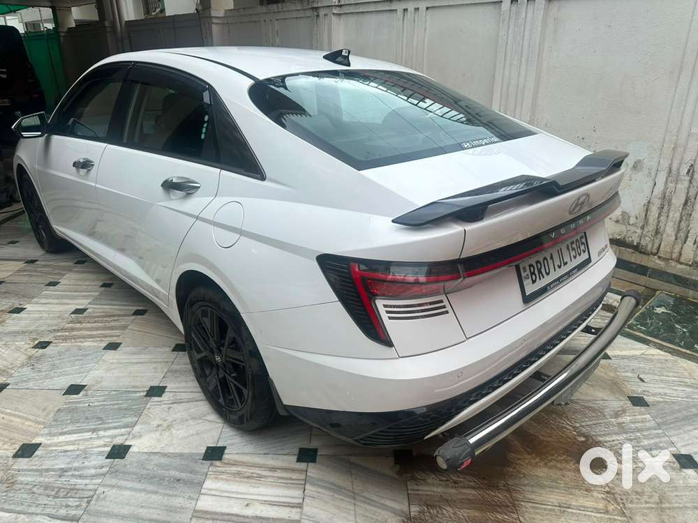 Hyundai Verna Petrol 2025