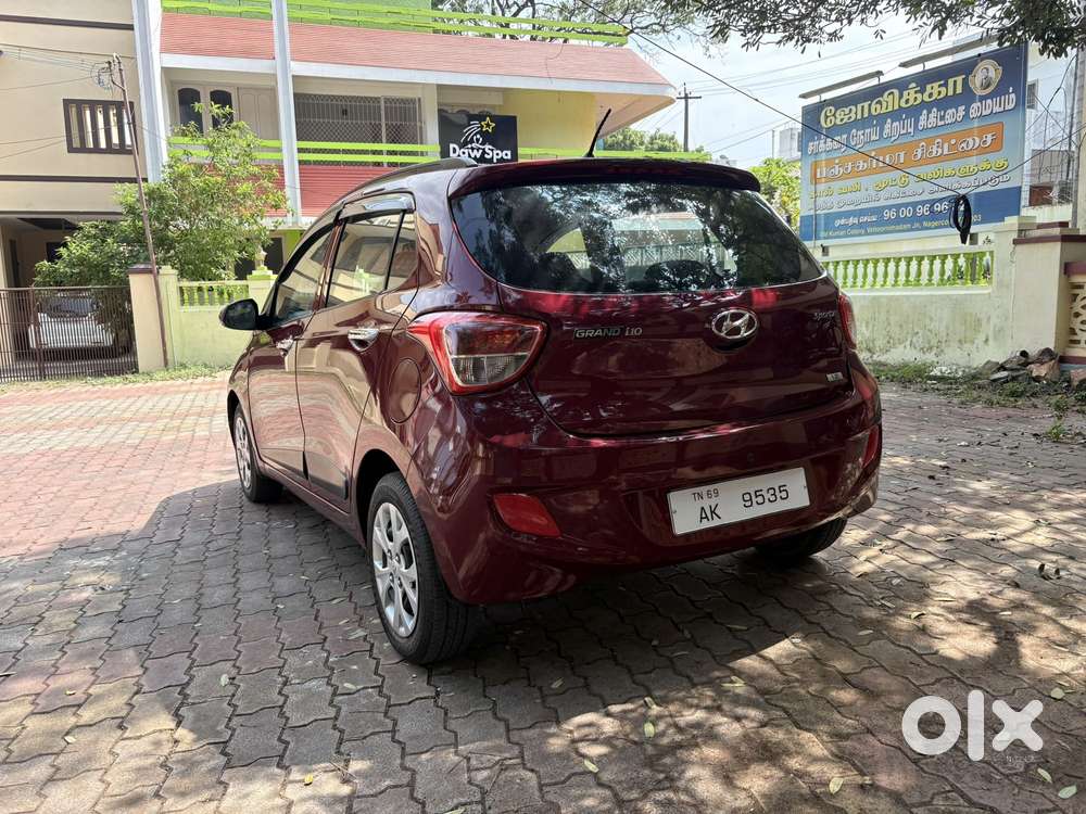 Hyundai Grand I10 2013-2016 Sportz, 2014, Petrol