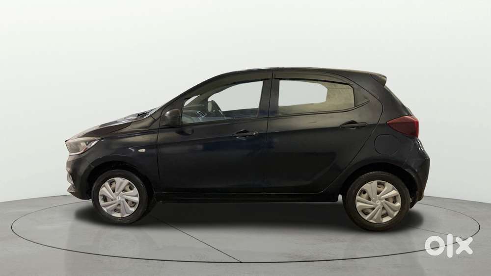 Tata Tiago 1.2 Revotron Xm, 2022, Cng & Hybrids