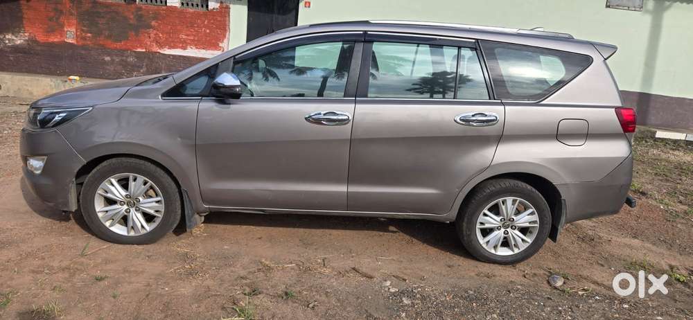 Toyota Innova Crysta 2.8 Z, 2017, Diesel
