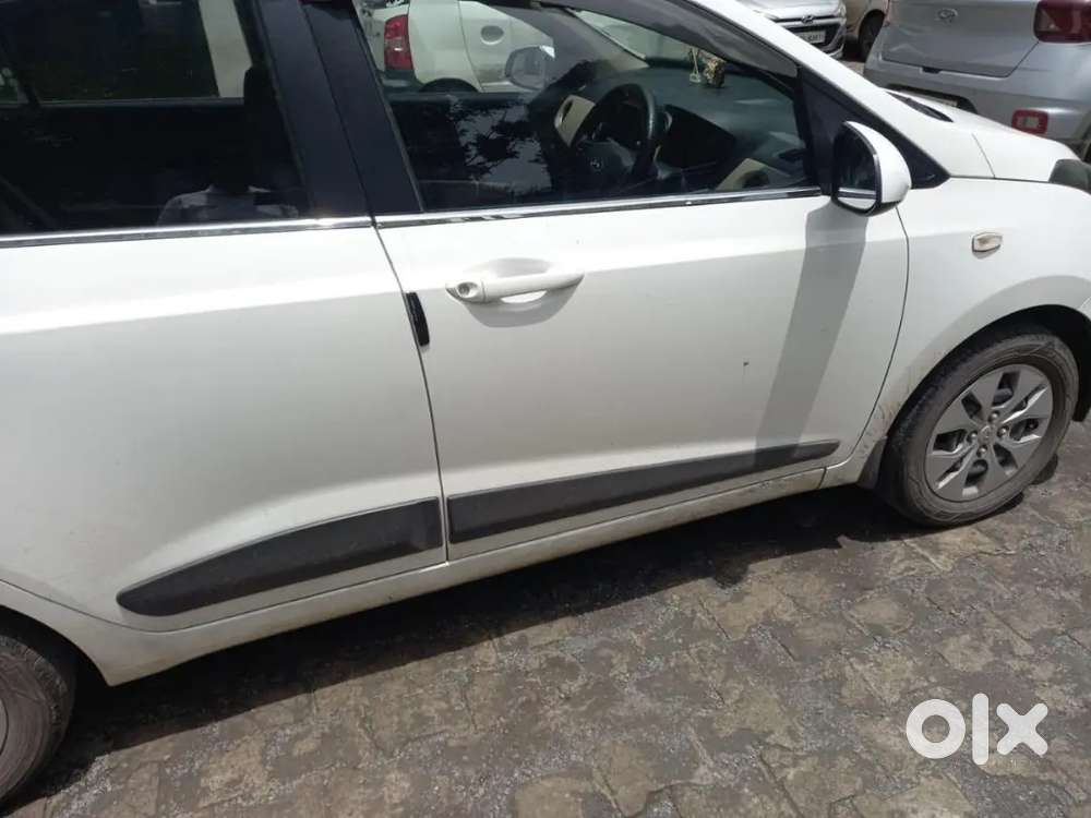 Hyundai Xcent 2020 Petrol+cng Manual