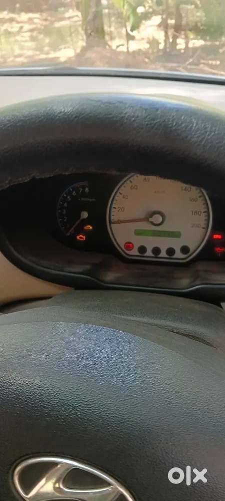 Well-maintained Hyundai I10 Magna (2010) • 1st Owner • Low Km