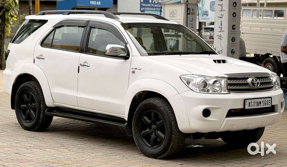 Toyota Fortuner 3.0 4x4 Manual, 2010, Diesel