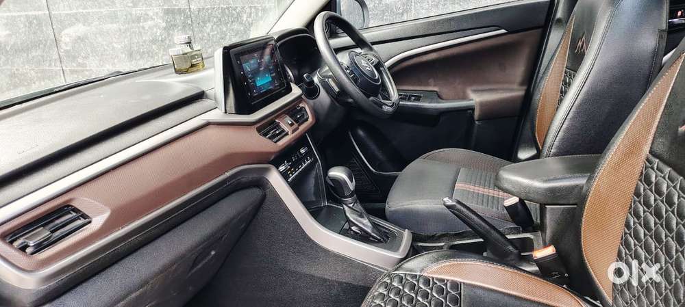 Maruti Suzuki Brezza 1.5 Zxi At Smart Hybrid Dual Tone, 2024, Petrol