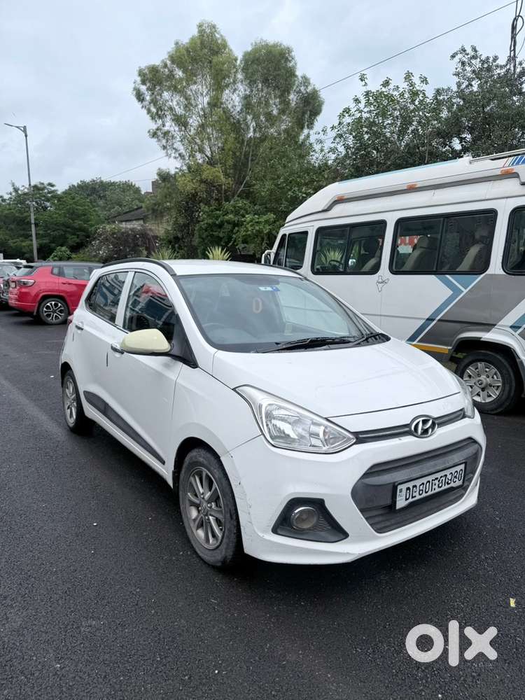 Hyundai Grand I10 Petrol At Top Model