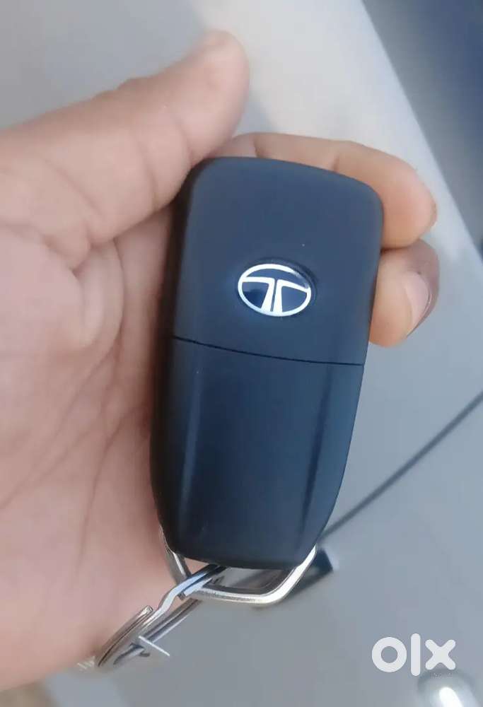 Tata Altroz 2025 Petrol Good Condition