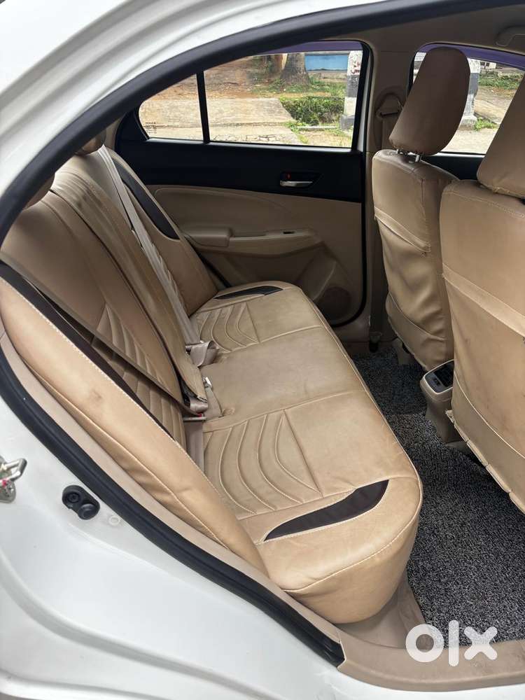 Maruti Suzuki Dzire 1.2 Vxi, 2023, Petrol