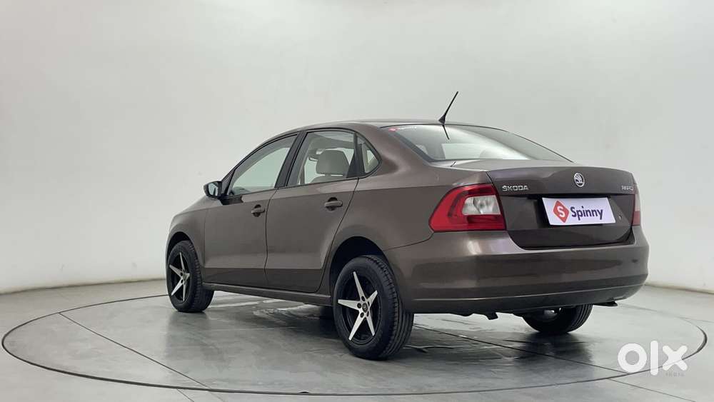 Skoda Rapid [2016-2020] 1.5 Style Plus Tdi At, 2016, Diesel