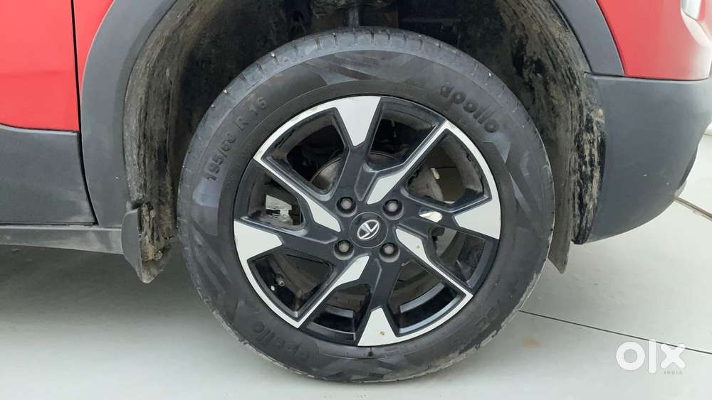 Tata Punch 1.2 Revotron Creative Dual Tone, 2021, Petrol