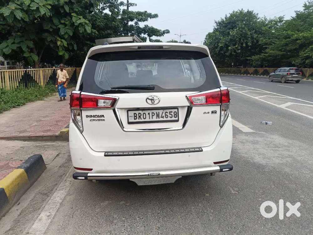 Toyota Innova Crysta 2.4 Diesel 2022