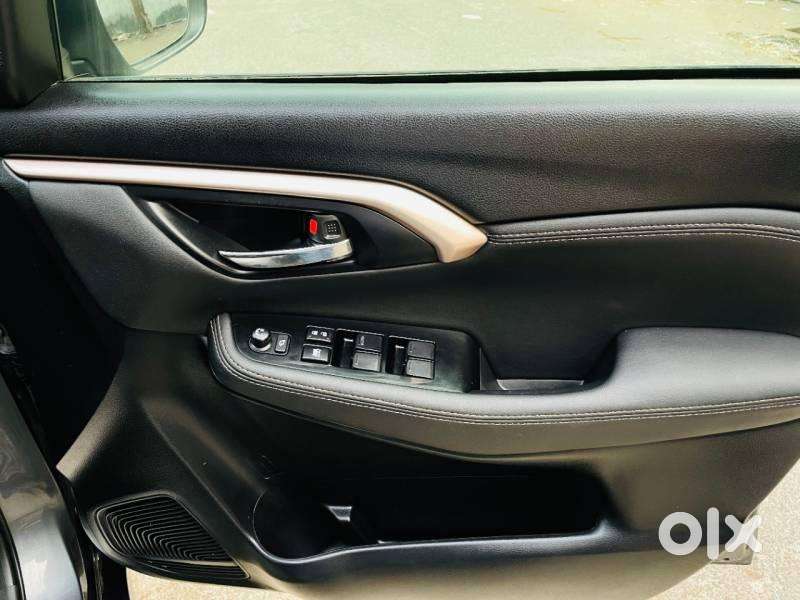 Maruti Suzuki Grand Vitara 1.5 Zeta Plus Intelligent Hybrid Ecvt, 20..