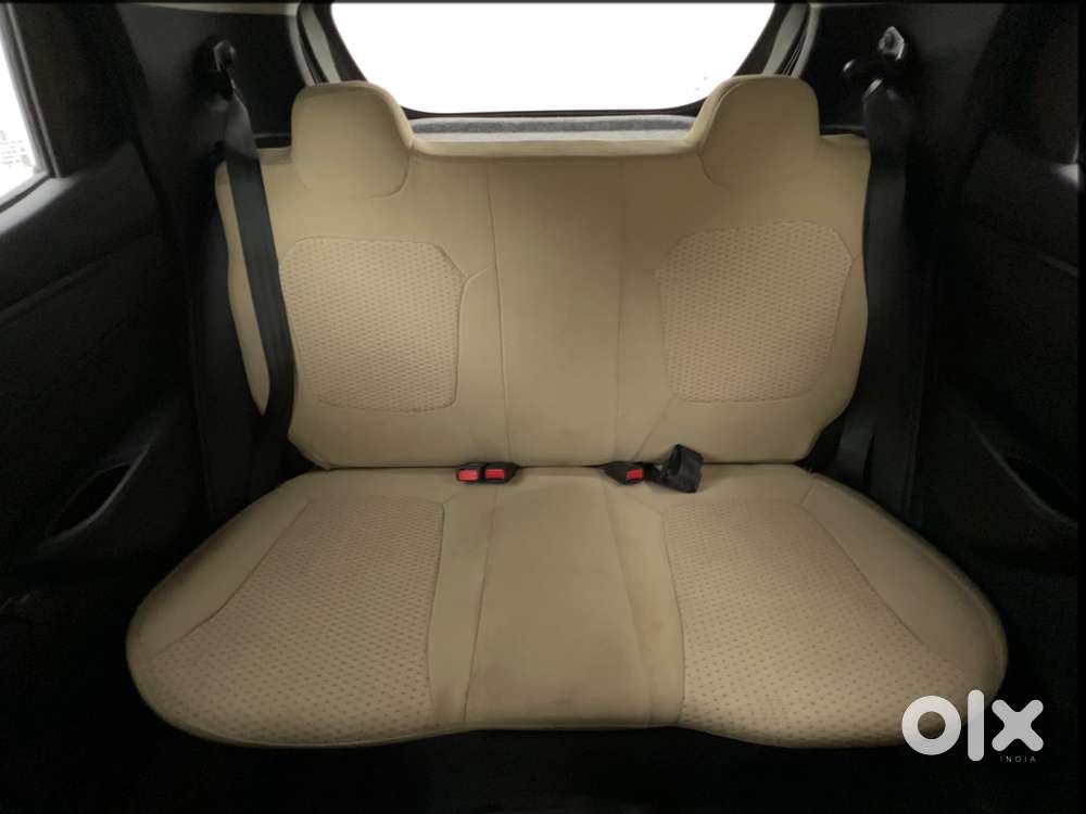 Renault Kwid 2019-ongoing 1.0 Rxt Amt (o), 2017, Petrol