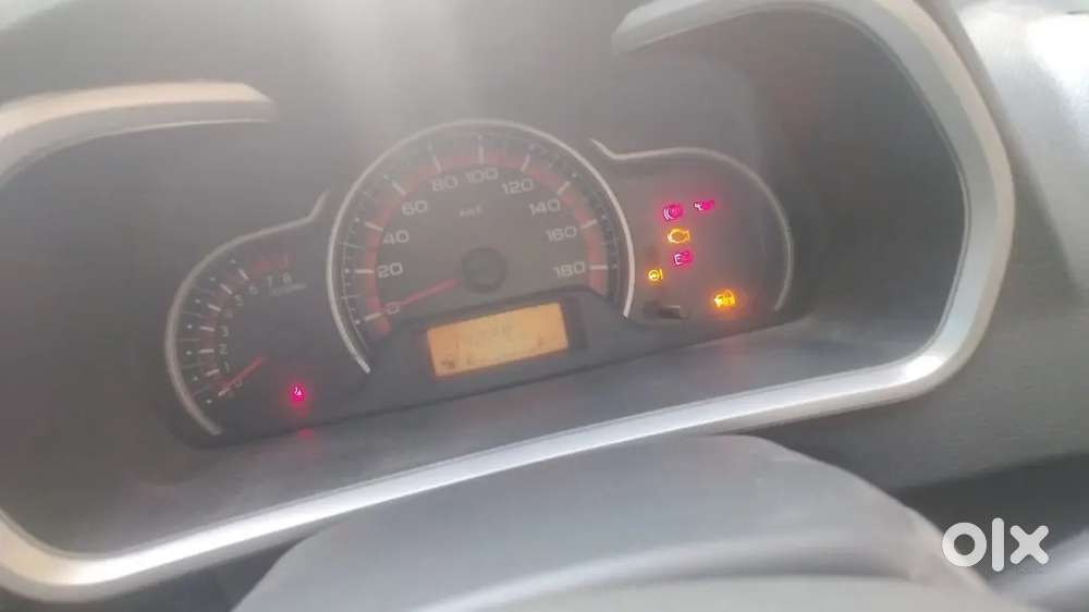 Well Maintained Car With Both Keys And New Tyers