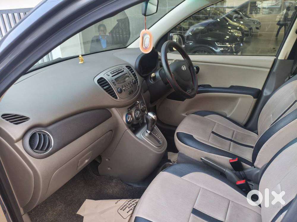 Hyundai I10 Sportz At, 2013, Petrol