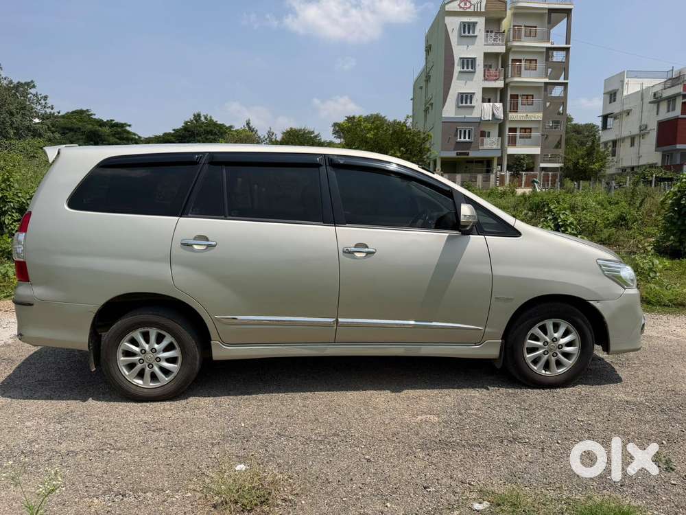 Toyota Innova 2.5 V 7 Str, 2013, Diesel