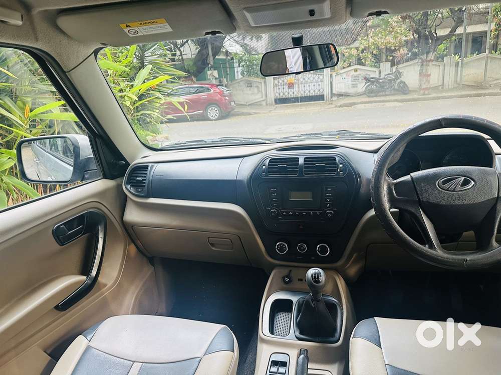 Mahindra Tuv 300 T6 Plus, 2016, Diesel