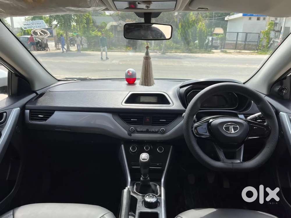 Tata Nexon 1.2 Revotron Xm, 2020, Petrol