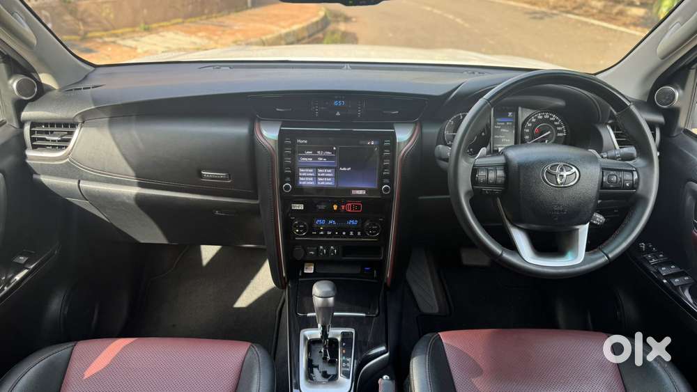 Toyota Fortuner Legender 4x2 At 2.8, 2025, Diesel