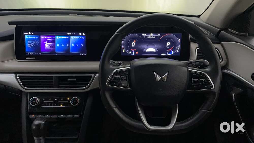 Mahindra Xuv700 2.2 Ax 7 Diesel At Luxury Pack Str, 2021, Diesel