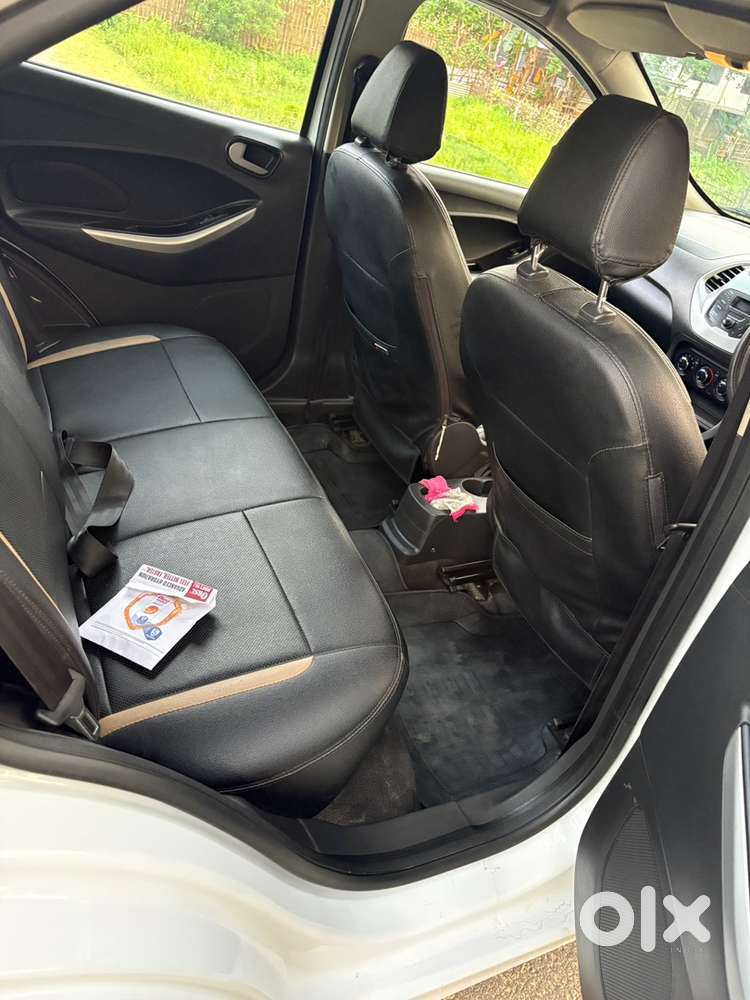 Ford Figo Petrol 2016