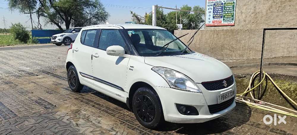 Maruti Suzuki Swift 2012 Petrol 63300 Km Driven