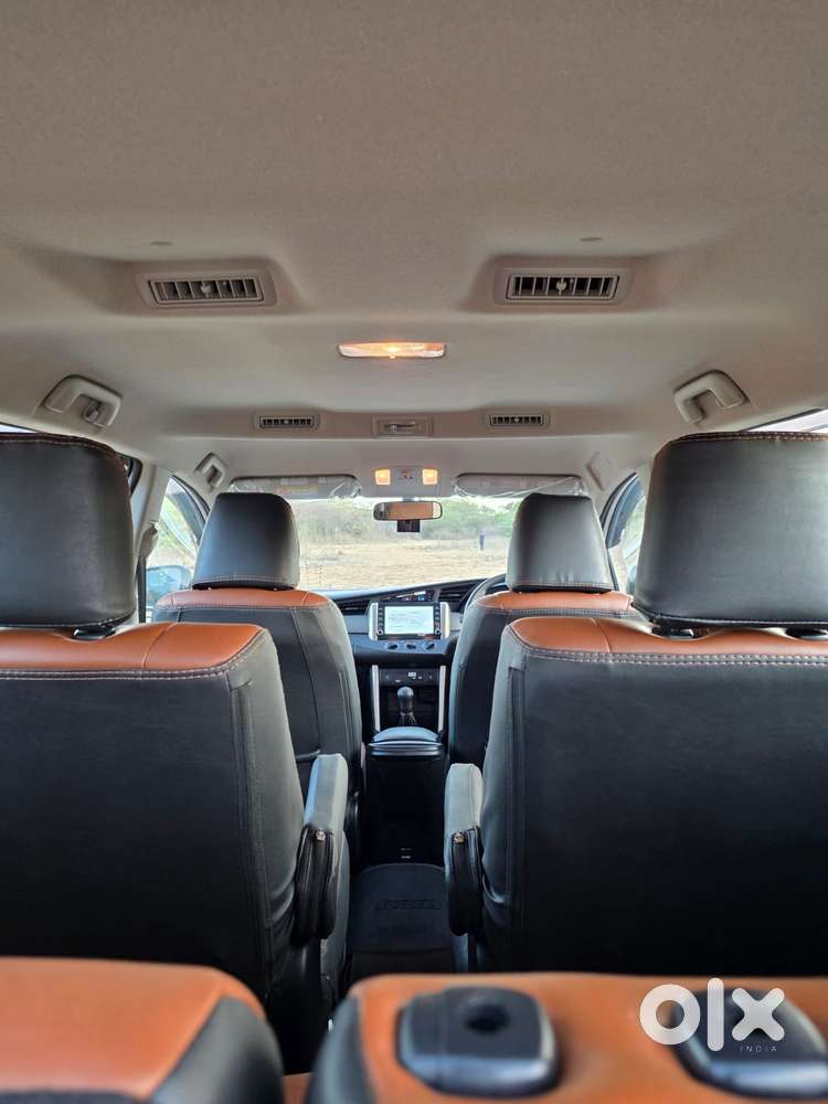 Toyota Innova Crysta [2020-ongoing] 2.4 Gx 7 Str, 2026, Diesel