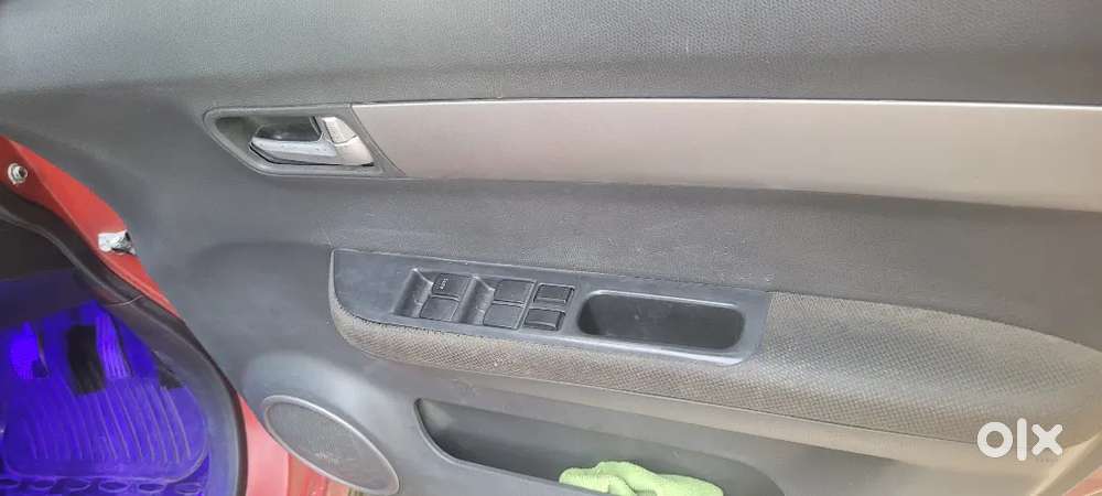 Maruti Suzuki Swift 2006 Petrol 151000 Km Driven